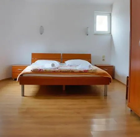 Sobe Medic Bed & Breakfast 3*